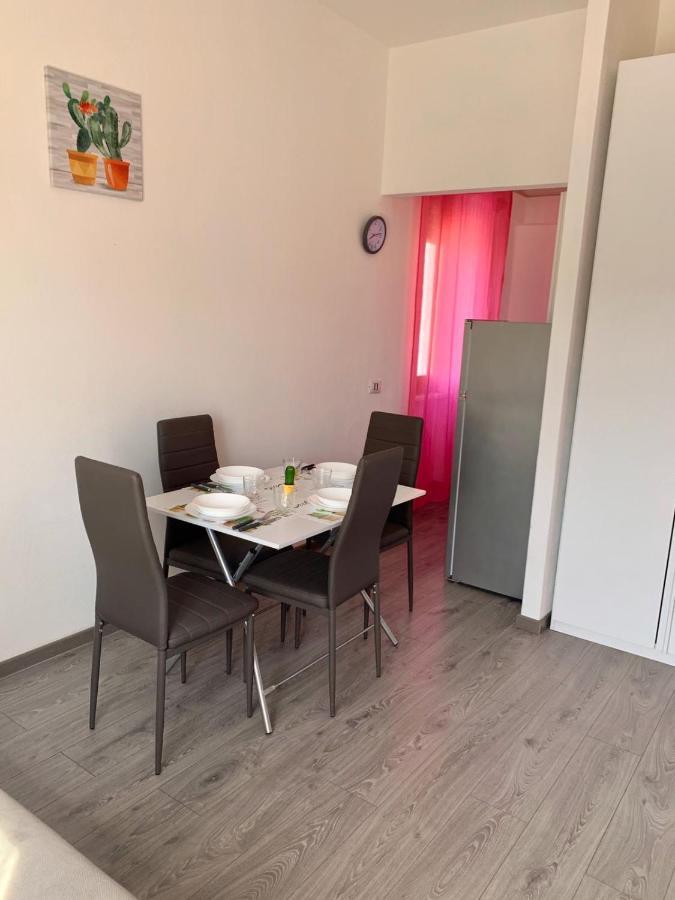 Cactus House Apartment Олбия Екстериор снимка
