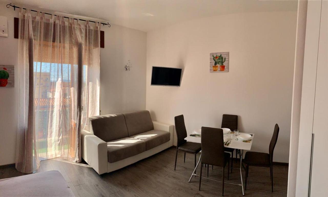 Cactus House Apartment Олбия Екстериор снимка