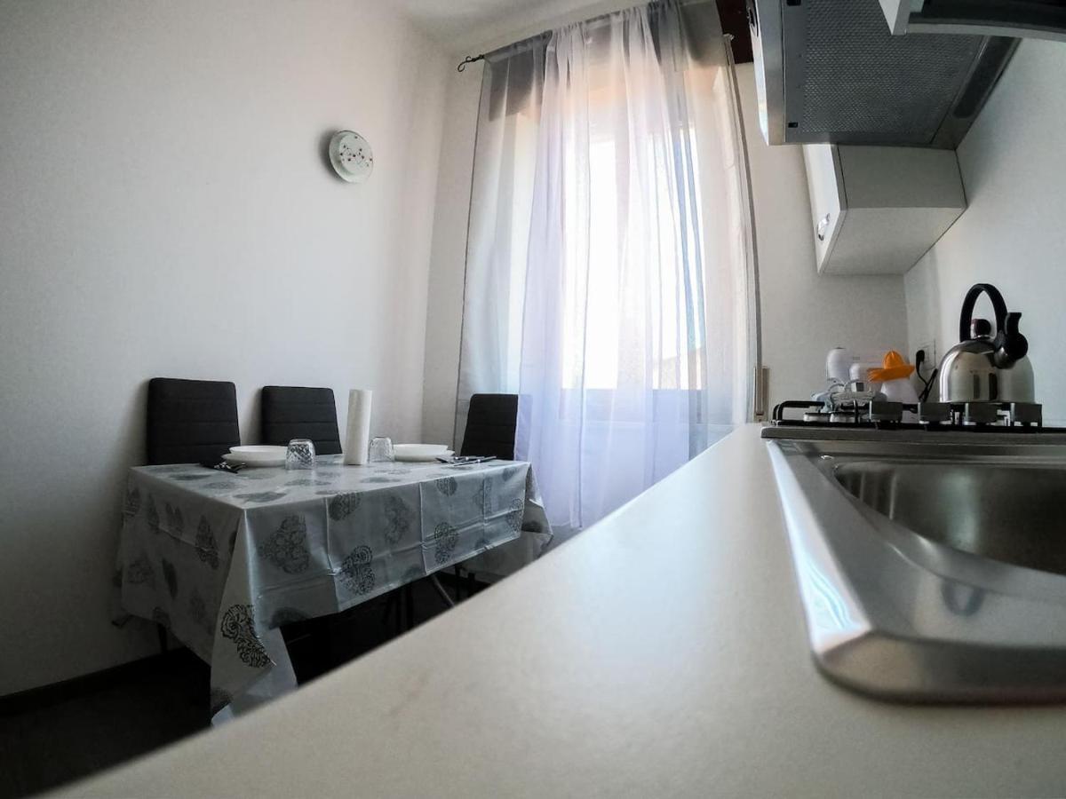 Cactus House Apartment Олбия Екстериор снимка