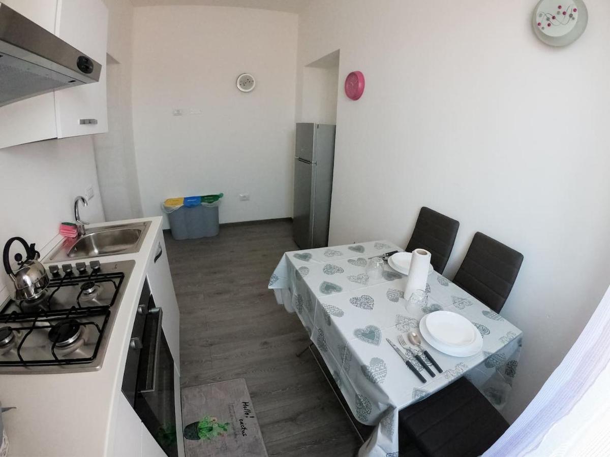 Cactus House Apartment Олбия Екстериор снимка